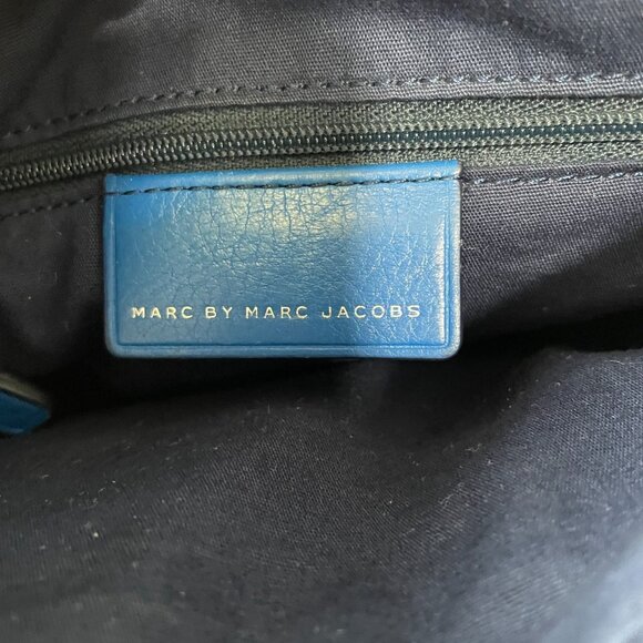 Marc By Marc Jacobs Blue Leather Crossbody Bag Coastal Minimalist Streetwear Y2K - Picture 3 of 10